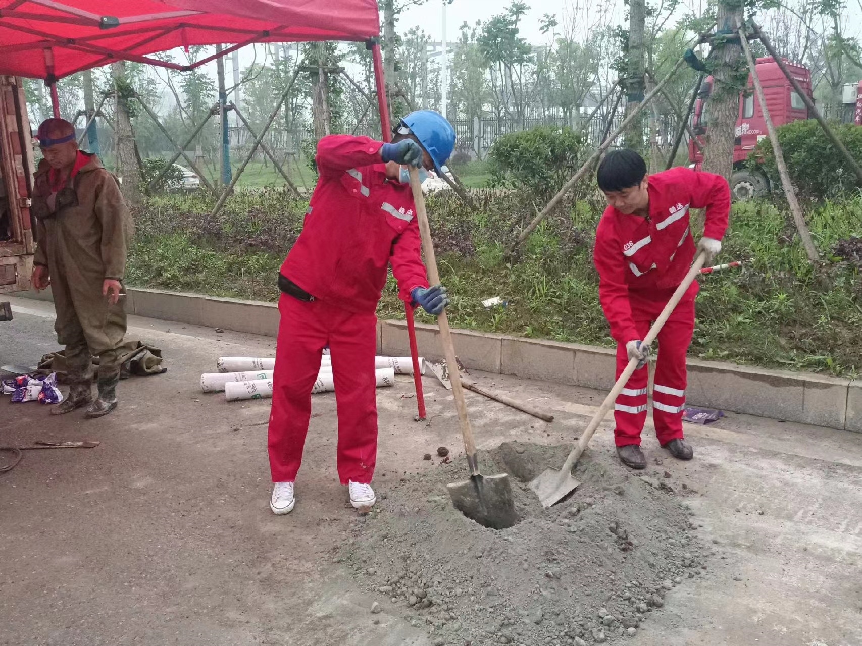 花垣管道疏通哪家好】及时进行市政管道清淤